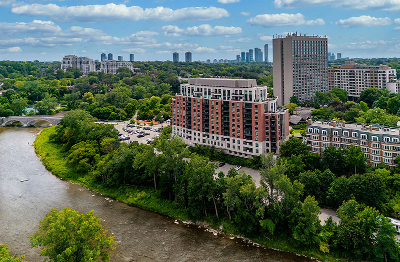 Riverhouse Condos 30 Old Mill Road