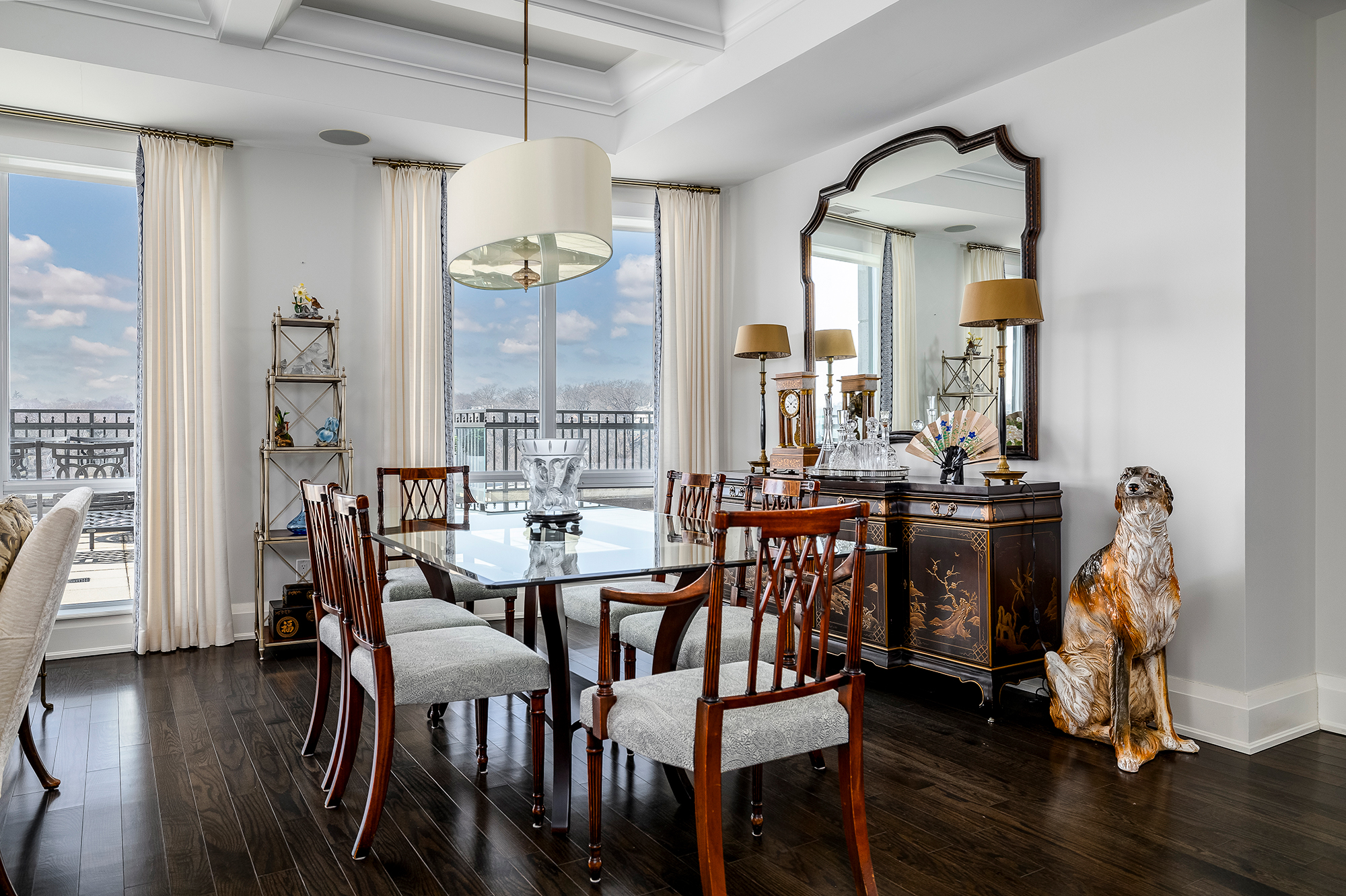 Riverhouse Condos Suite 1002