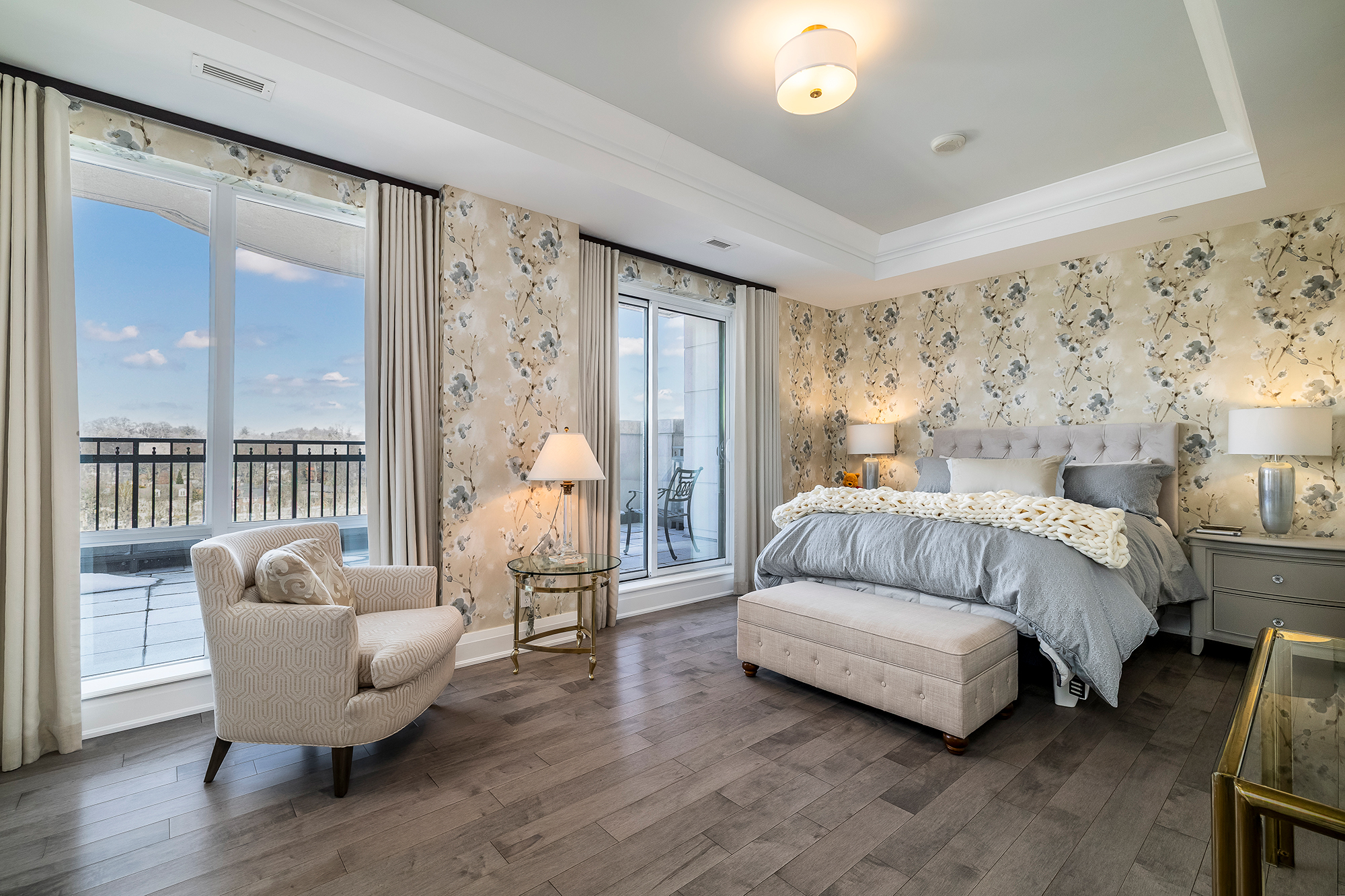 Riverhouse Condos Suite 1002