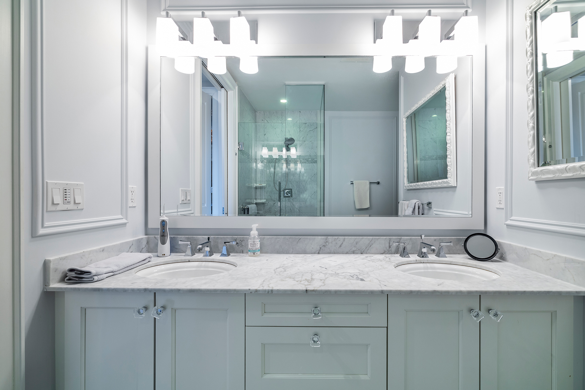 Riverhouse Condos Suite 1002
