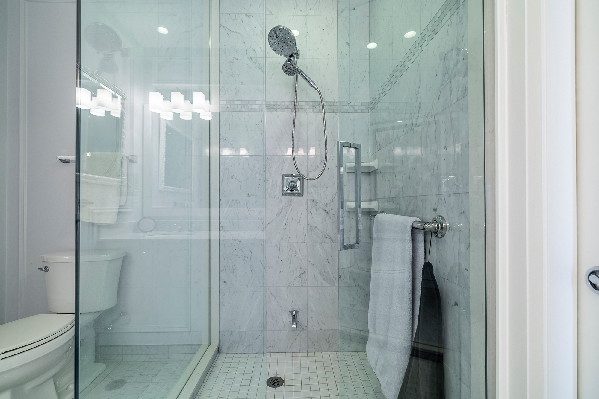 Riverhouse Condos Suite 1002